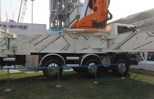 世界最长臂架泵车落户中国 技术革新与建筑效率的双重突破